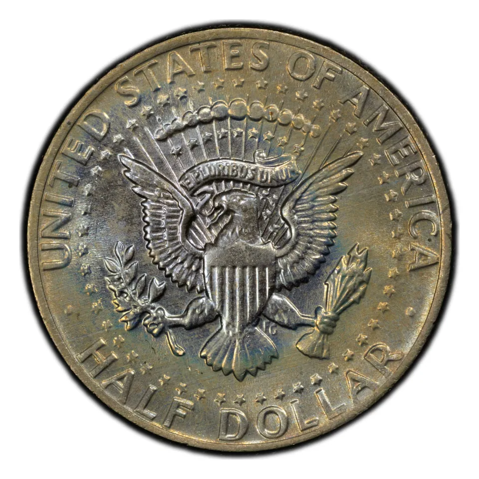 Same 1977 reverse: the presidential-seal eagle returned after the Bicentennial design.